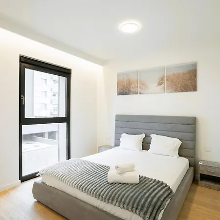 Lejlighed Modern With Balcony And Pool By Homing *