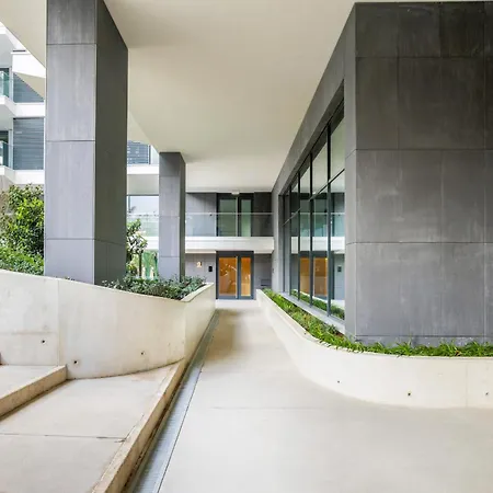Modern With Balcony And Pool By Homing Lejlighed *